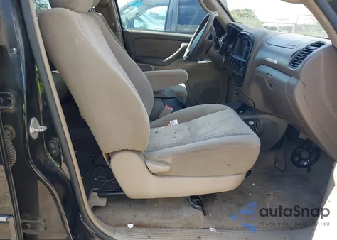 2006 Toyota Tundra Sr5 V8 z USA, uszkodzony, nr VIN 5TBET34116S555247